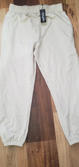 Boohoo oversized joggers - Picture 2 of 2